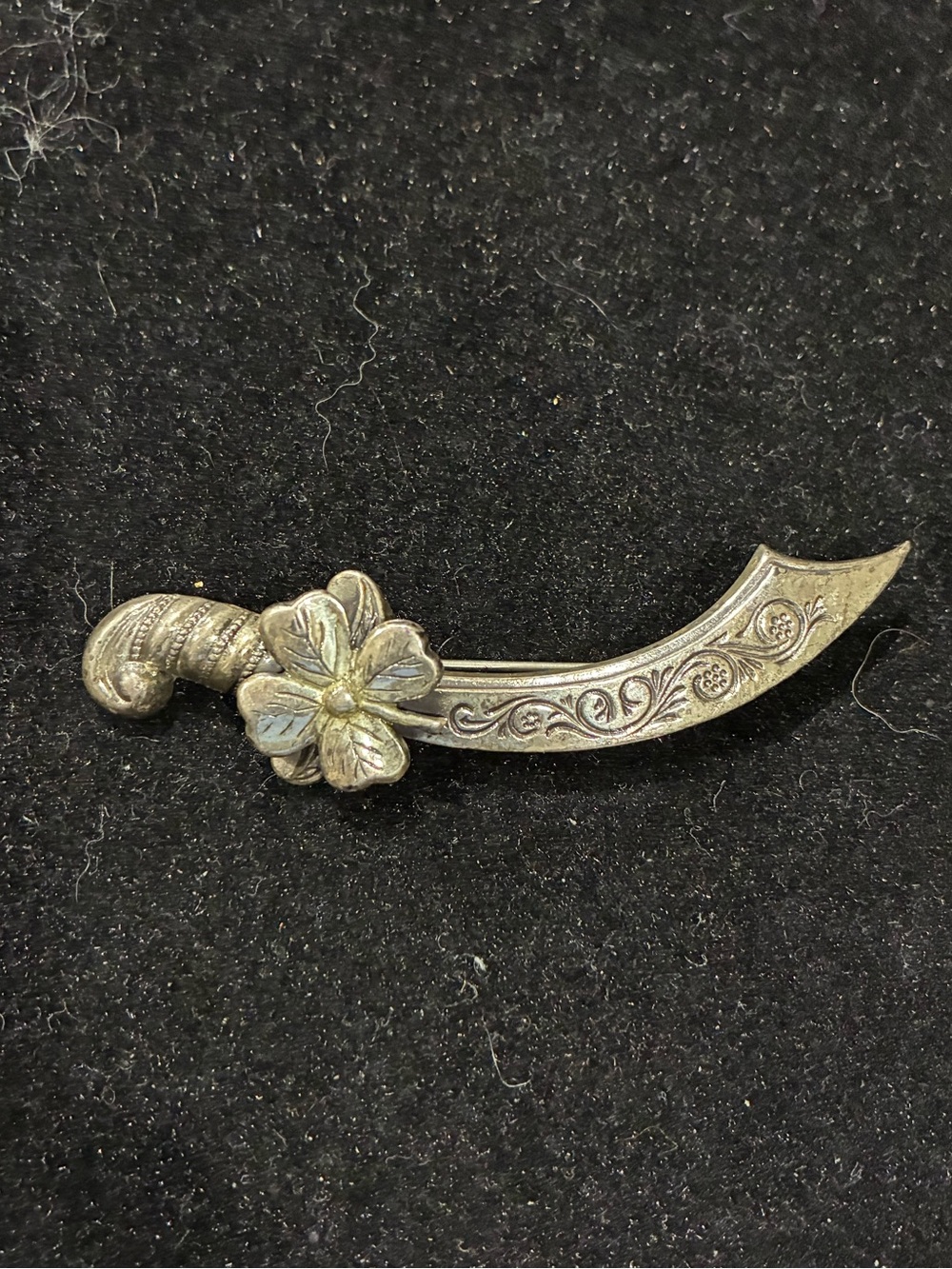 Vintage sterling silver scimitar shamrock brooch